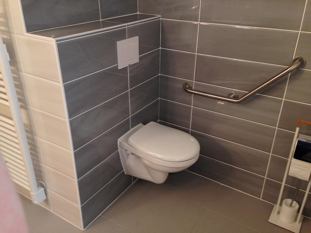 wc suspendu vannes